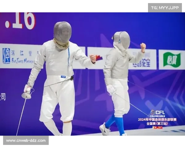 湖南击剑赛新规实施 U16组选手强制穿戴900N防护服提升安全性 湖南击剑赛新规实施 U16组选手强制穿戴900N防护服提升安全性
